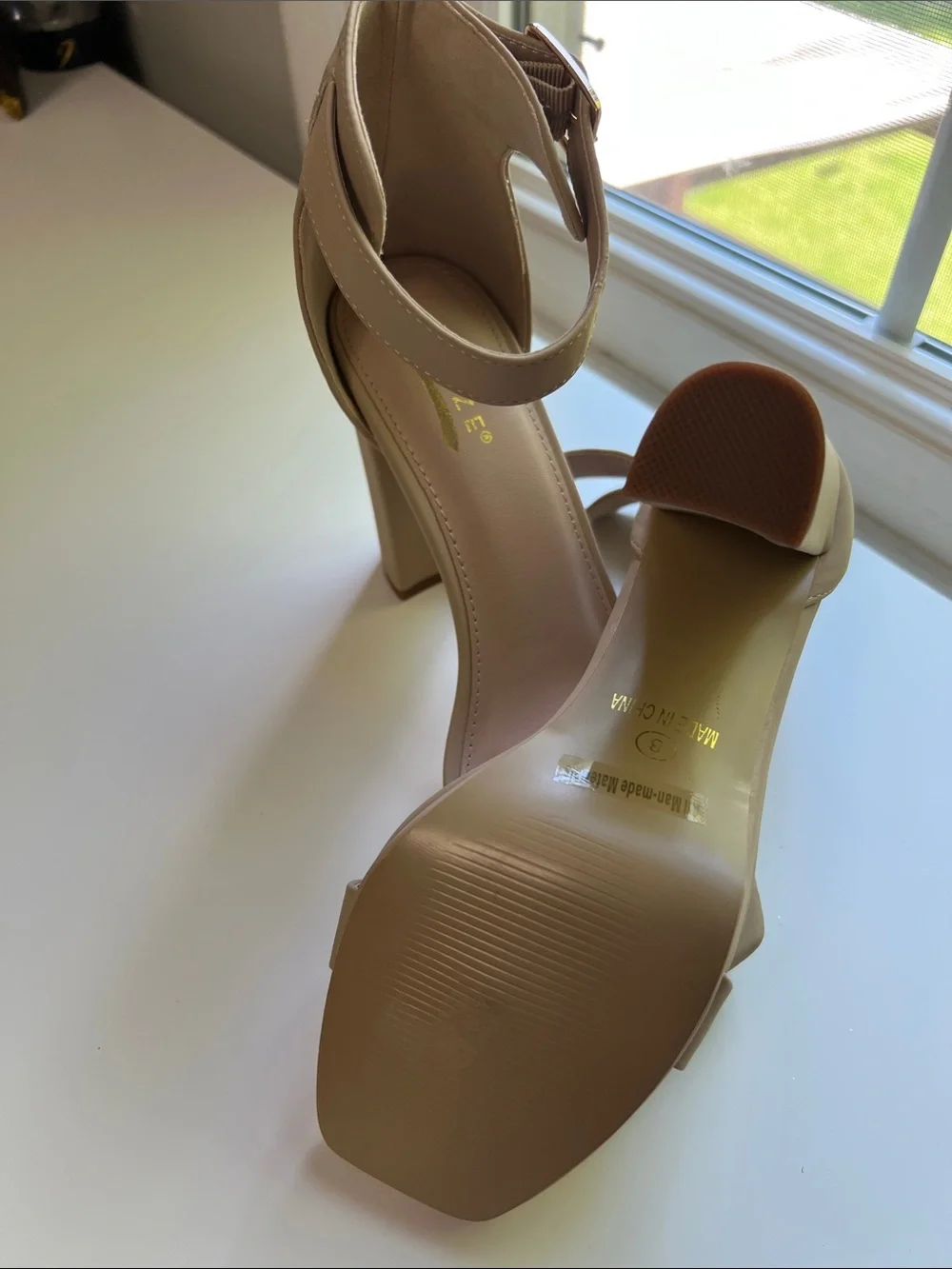 Glaze Nude Ankle Strap‎ Heels Square Toe Sandals Size 8